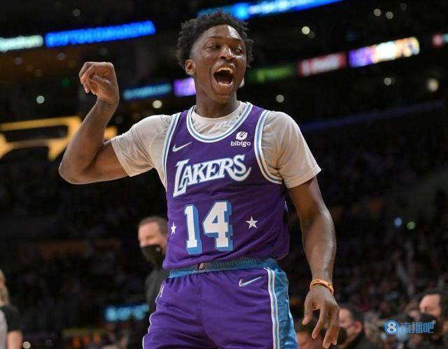 华体会体育官网-奇兵爆发助湖人末节逆转 紫金军团板凳深度正提升