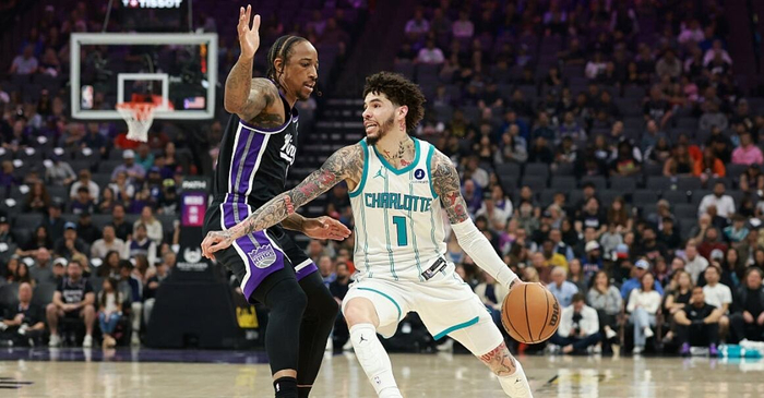 华体会体育官网-德罗赞高效空砍39分里程碑 国王不敌黄蜂|北京|鲍尔|迈尔斯-布里奇斯|迈尔斯·布里奇斯|萨克拉门托国王队_新浪体育_新浪新闻