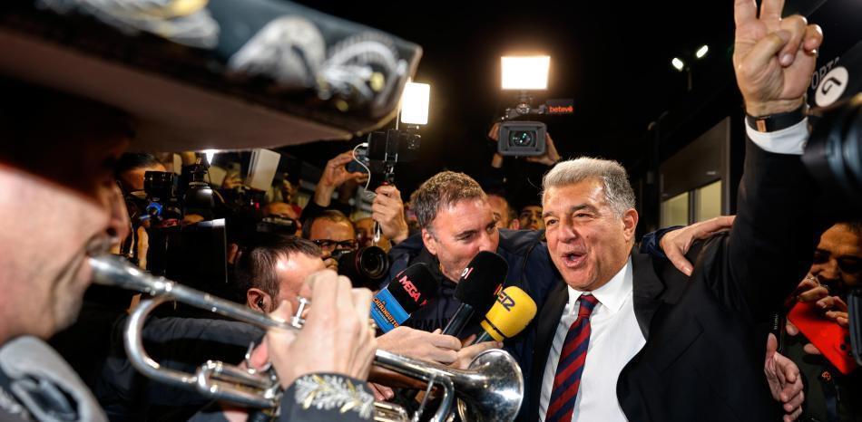 华体会体育官网-拉波尔塔：这届任期我将打造一支顶级球队，继续壮大巴萨阵容