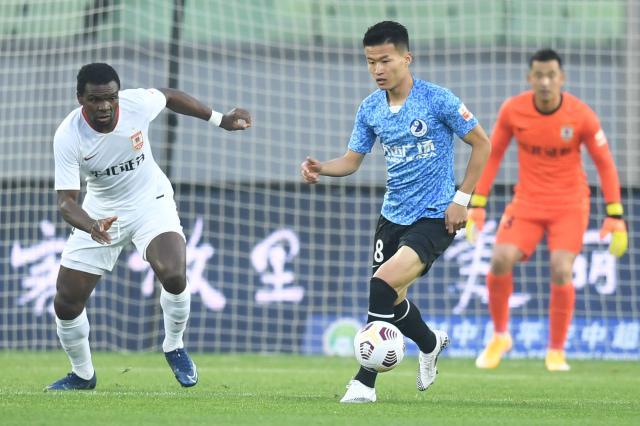 华体会官网-【中超】儒尼奥尔造2球埃里克建功 大连人1比2亚泰